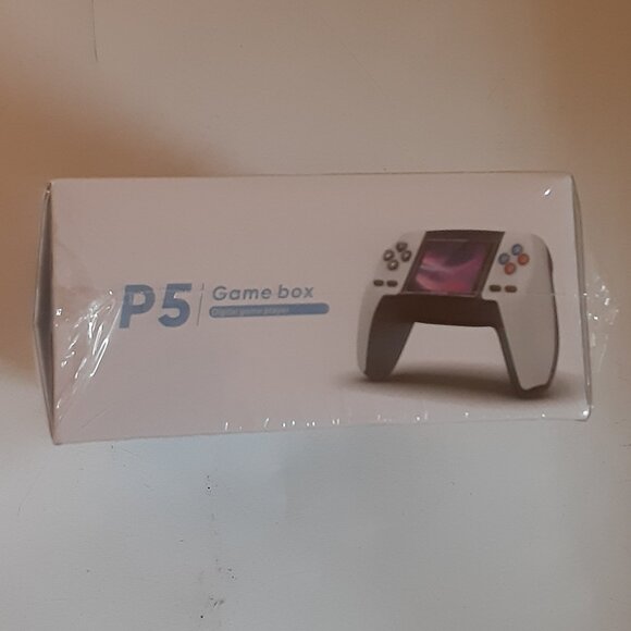 P5 Retro Console Controller (Red) - Picture 3 of 4